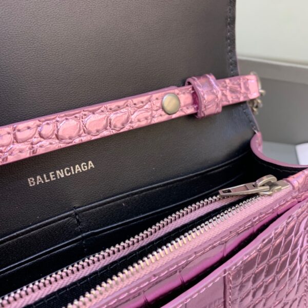 Balenciaga Hourglass Wallet On Chain in Pink, For Women, Women's Bags 7.6in/19cm