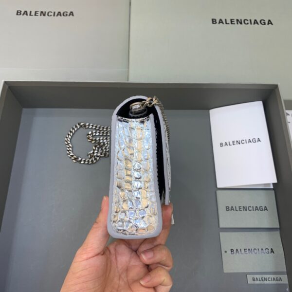 Balenciaga Hourglass Wallet On Chain in Sliver, For Women, Women's Bags 7.6in/19cm 6560501S4CY8110