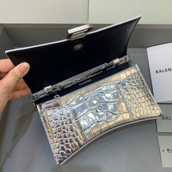 Balenciaga Hourglass Wallet On Chain in Sliver, For Women, Women's Bags 7.6in/19cm 6560501S4CY8110