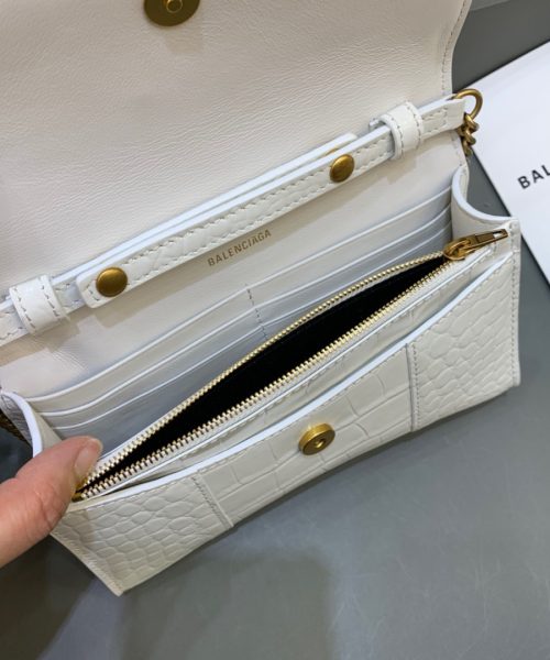 Balenciaga Hourglass Wallet On Chain in White, For Women, Women's Bags 7.6in/19cm 6560501LRGM9016