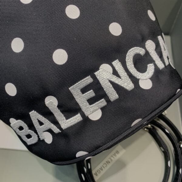 Balenciaga Le Cagole Medium Bucket Bag In Black, For Women, Women's Bags 7in/18cm