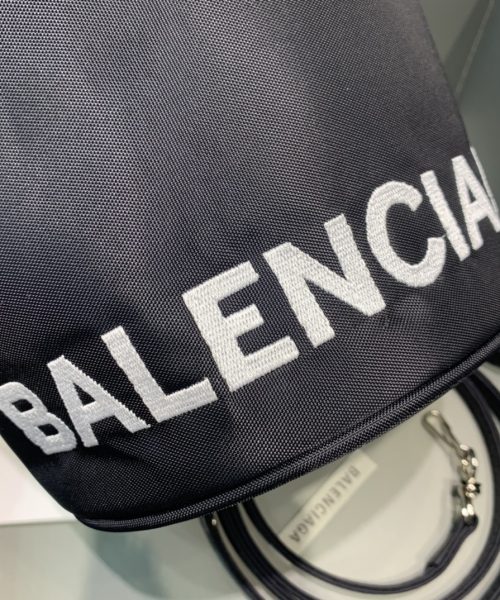 Balenciaga Le Cagole Medium Bucket Bag In Black, For Women, Women's Bags 7in/18cm