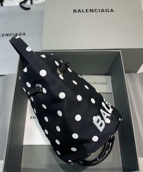 Balenciaga Le Cagole Medium Bucket Bag In Black, For Women, Women's Bags 7in/18cm