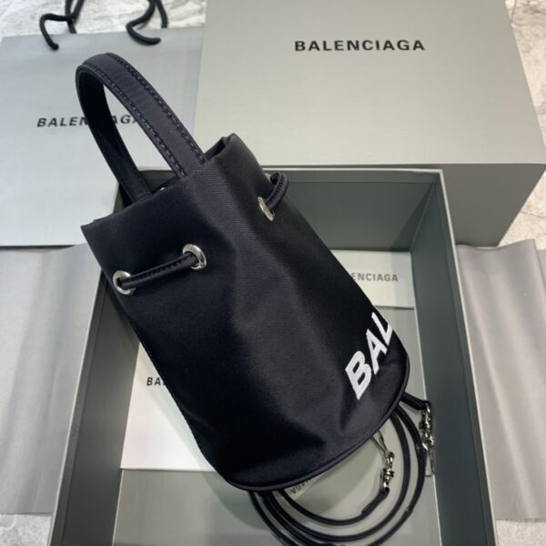 Balenciaga Le Cagole Medium Bucket Bag In Black, For Women, Women's Bags 7in/18cm