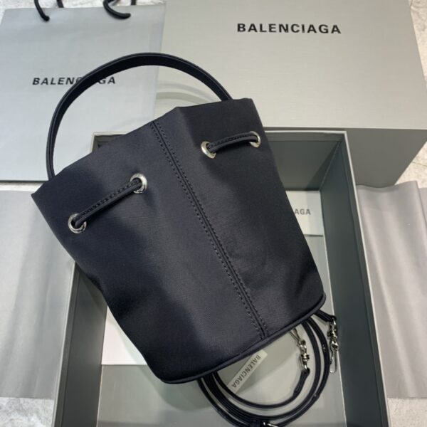 Balenciaga Le Cagole Medium Bucket Bag In Black, For Women, Women's Bags 7in/18cm