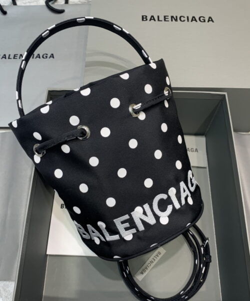 Balenciaga Le Cagole Medium Bucket Bag In Black, For Women, Women's Bags 7in/18cm