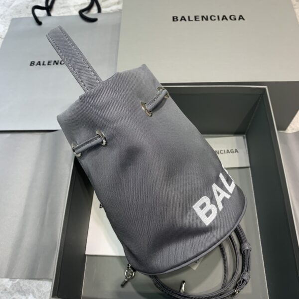 Balenciaga Le Cagole Medium Bucket Bag In Gray, For Women, Women's Bags 7in/18cm
