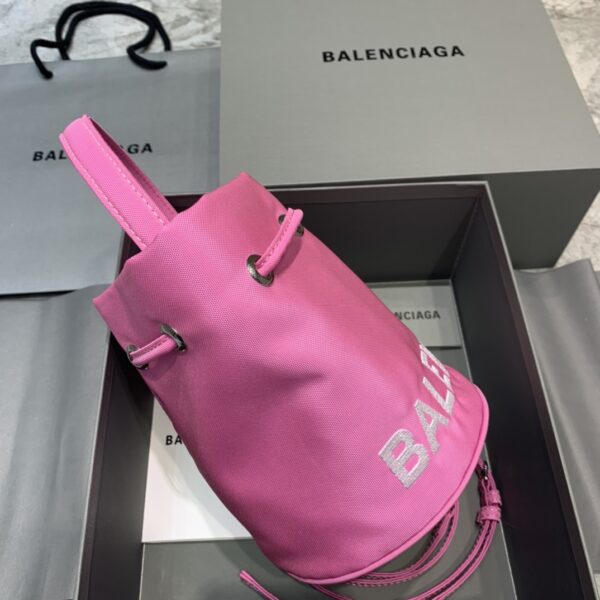 Balenciaga Le Cagole Medium Bucket Bag In Pink, For Women, Women's Bags 7in/18cm
