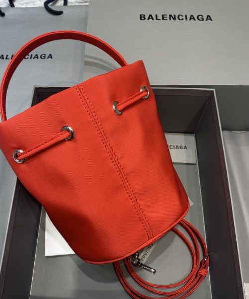 Balenciaga Le Cagole Medium Bucket Bag In Red, For Women, Women's Bags 7in/18cm