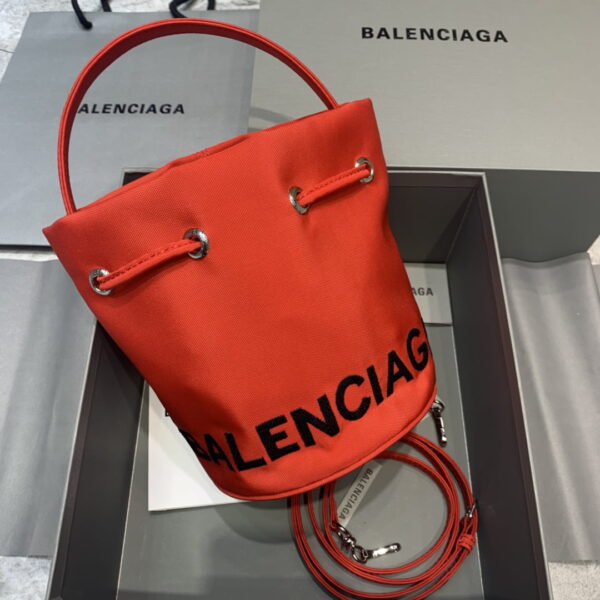 Balenciaga Le Cagole Medium Bucket Bag In Red, For Women, Women's Bags 7in/18cm