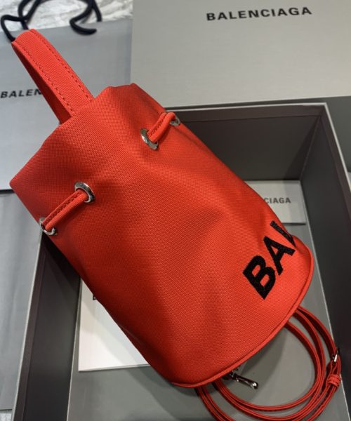 Balenciaga Le Cagole Medium Bucket Bag In Red, For Women, Women's Bags 7in/18cm