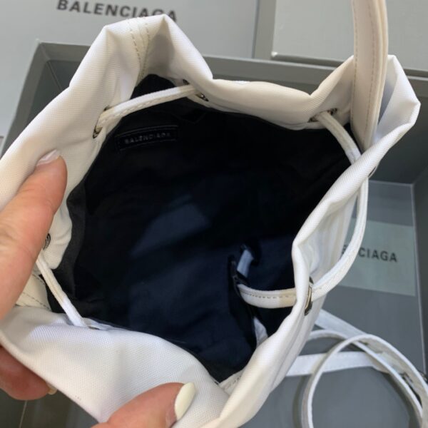 Balenciaga Le Cagole Medium Bucket Bag In White, For Women, Women's Bags 7in/18cm