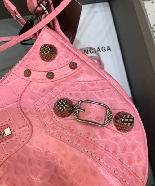 Balenciaga Le Cagole XS Shoulder Bag In Pink, For Women, Women's Bags 13in/33cm 67130723EBY5812
