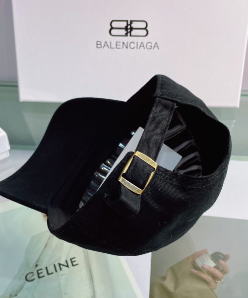 Balenciaga Logo Cap In Black