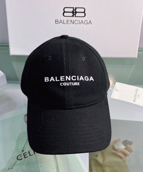 Balenciaga Logo Cap In Black