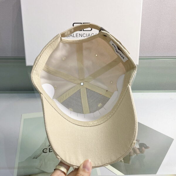 Balenciaga Logo Front Cap In Beige