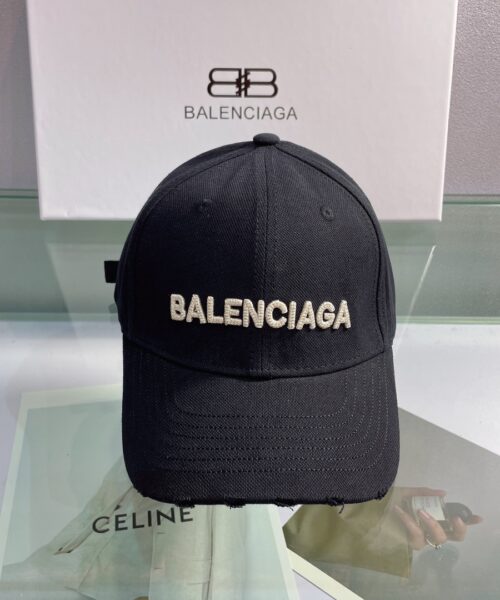 Balenciaga Logo Front Cap In Black