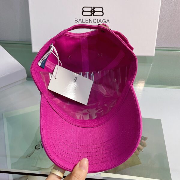 Balenciaga Logo Front Cap In Pink