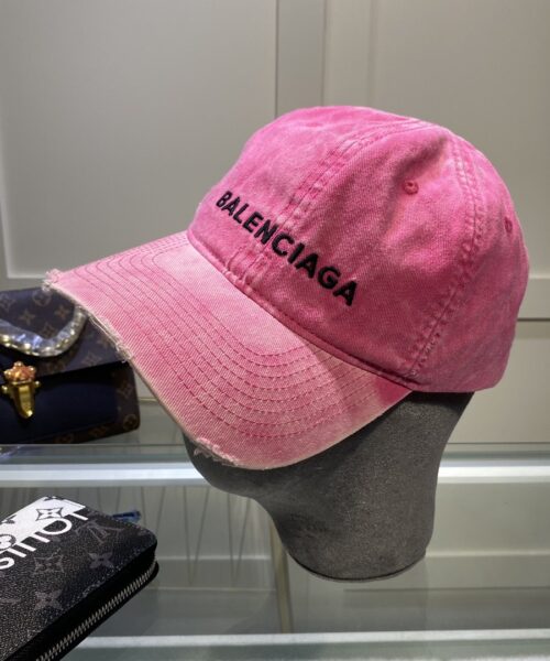 Balenciaga Logo Front Cap In Pink