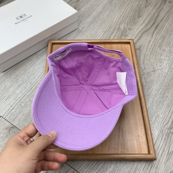 Balenciaga Logo Front Cap In Purple
