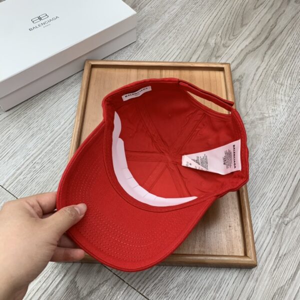 Balenciaga Logo Front Cap In Red