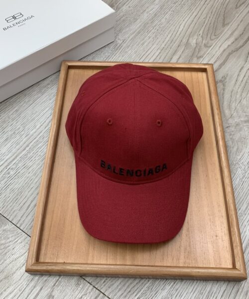 Balenciaga Logo Front Cap In Red
