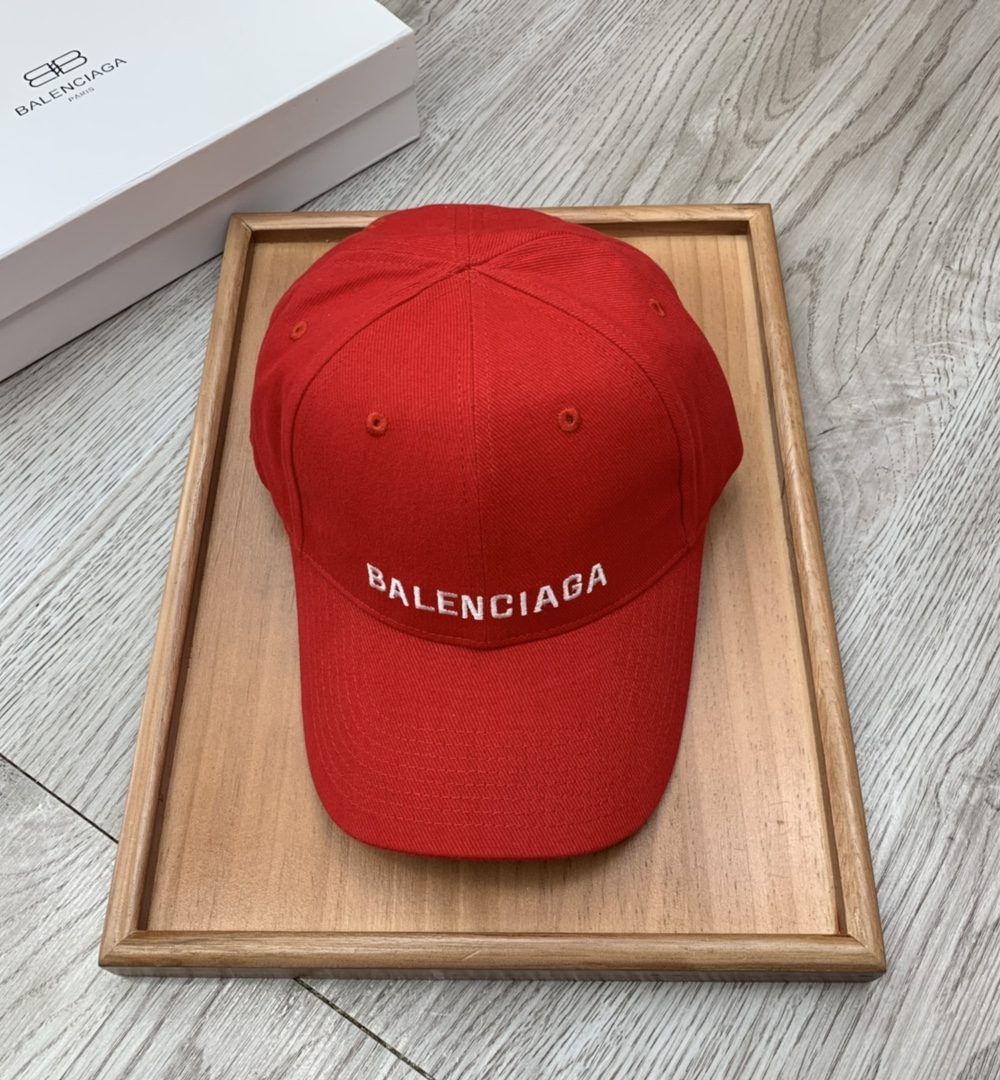 Balenciaga Logo Front Cap In Red