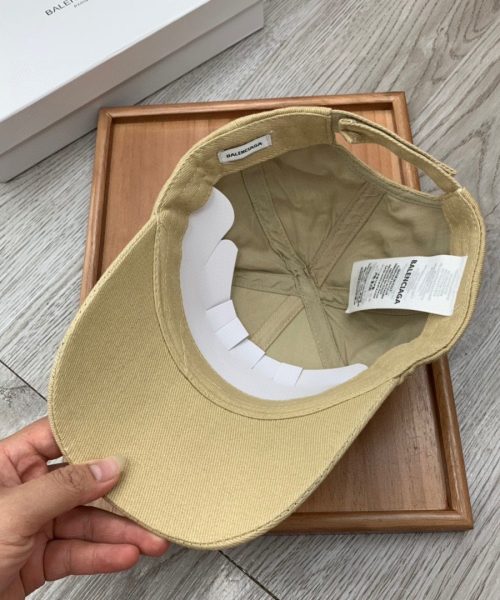 Balenciaga Logo Visor Cap In Beige