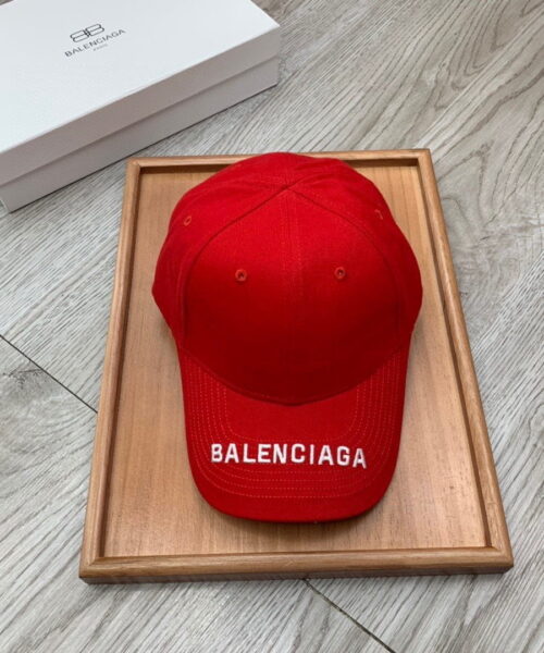 Balenciaga Logo Visor Cap In Red