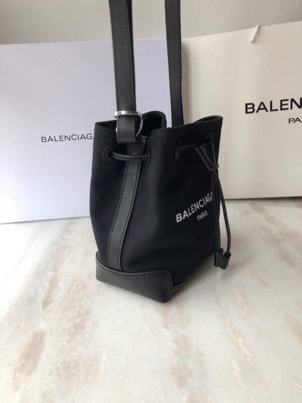 Balenciaga Navy Cabas Linen Crossbody Bag In Black, For Women, Women's Bags 9.8in/25cm