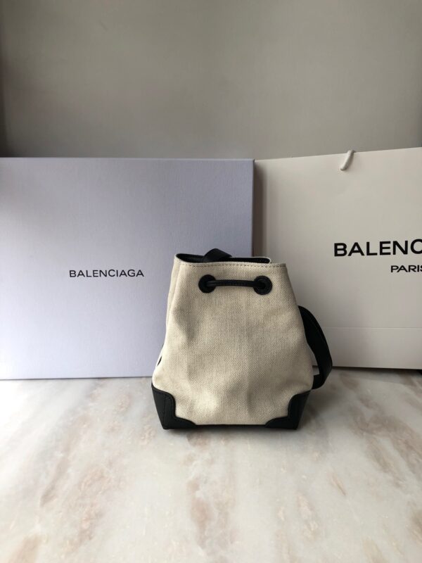 Balenciaga Navy Cabas Linen Crossbody Bag In White, For Women, Women's Bags 9.8in/25cm