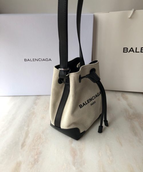 Balenciaga Navy Cabas Linen Crossbody Bag In White, For Women, Women's Bags 9.8in/25cm