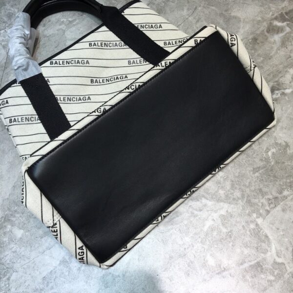 Balenciaga Navy Medium Cabas Tote Bag In White, For Women, Women's Bags 14.1in/36cm