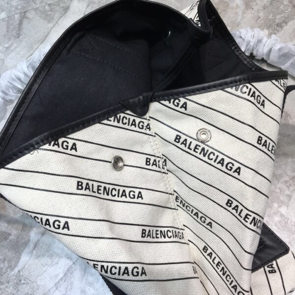 Balenciaga Navy Medium Cabas Tote Bag In White, For Women, Women's Bags 14.1in/36cm