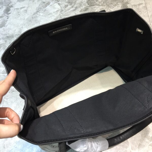 Balenciaga Navy Medium Cabas Tote Bag In White, For Women, Women's Bags 14.1in/36cm
