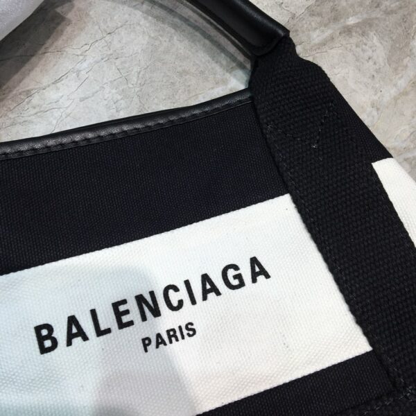 Balenciaga Navy Small Cabas Tote Bag In Black And White, For Women, Women's Bags 18.5in/47cm