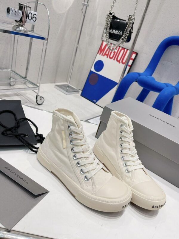 Balenciaga Paris High Top Trainers White For Women