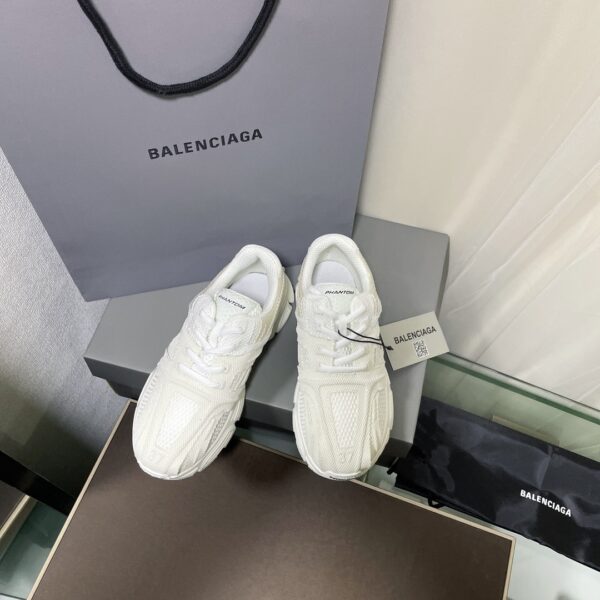 Balenciaga Phantom Trainers White For Women 678869W2E929000
