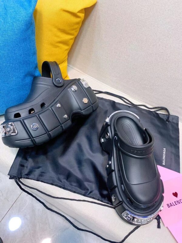 Balenciaga Pool Crocs Slide Sandal Black For Women