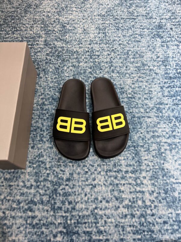 Balenciaga Pool Slide Sandal Black For Women