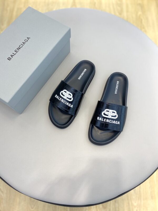 Balenciaga Pool Slide Sandal Black For Women