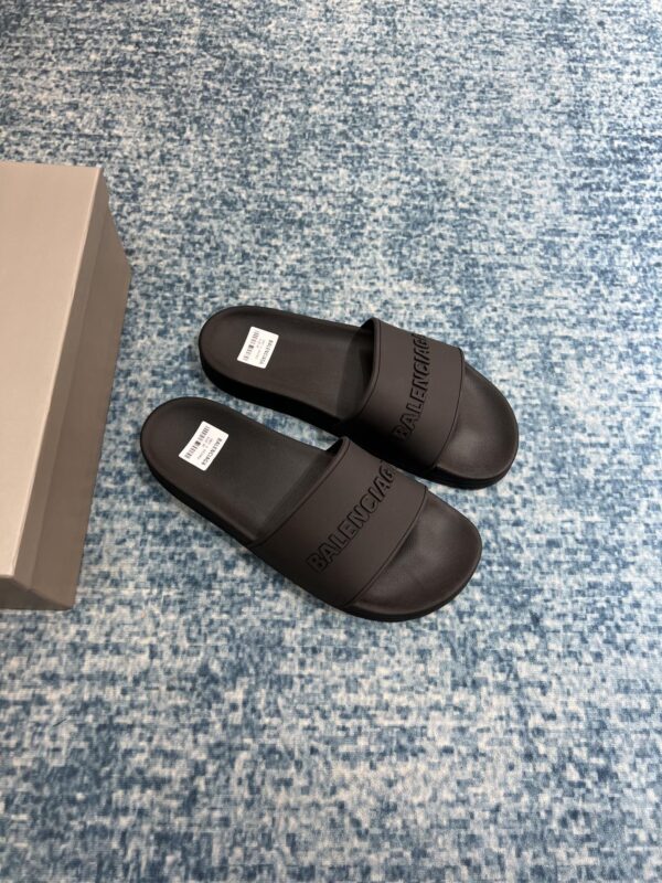 Balenciaga Pool Slide Sandal Black For Women
