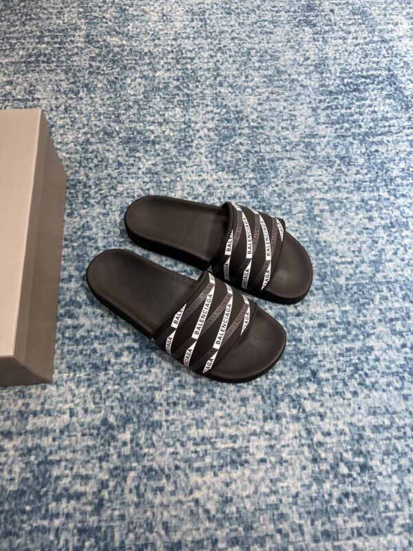 Balenciaga Pool Slide Sandal Black For Women