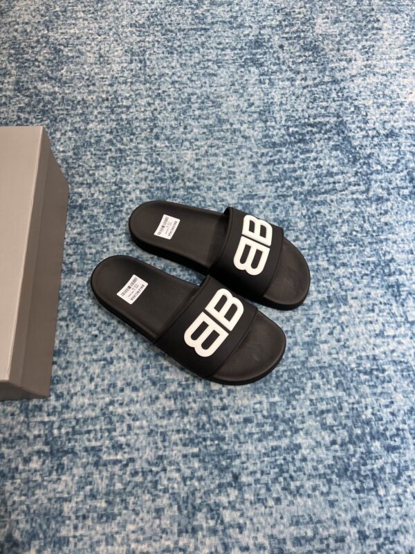 Balenciaga Pool Slide Sandal Black For Women
