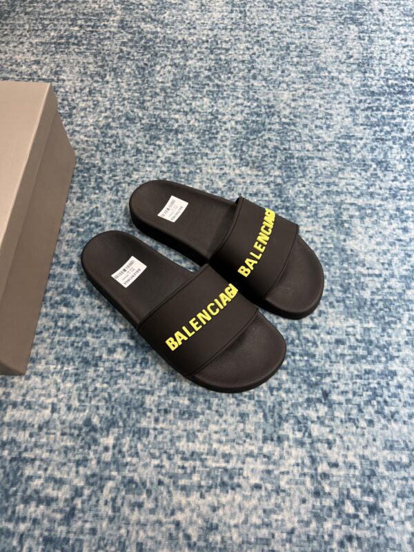 Balenciaga Pool Slide Sandal Black For Women