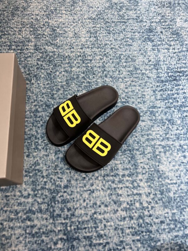 Balenciaga Pool Slide Sandal Black For Women