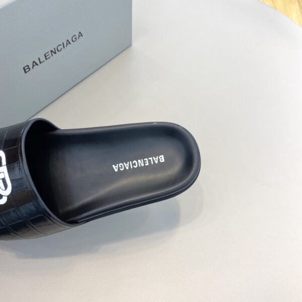 Balenciaga Pool Slide Sandal Black For Women