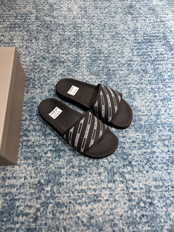 Balenciaga Pool Slide Sandal Black For Women