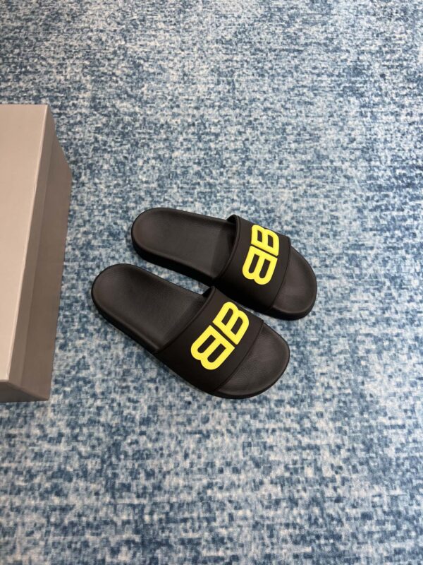 Balenciaga Pool Slide Sandal Black For Women