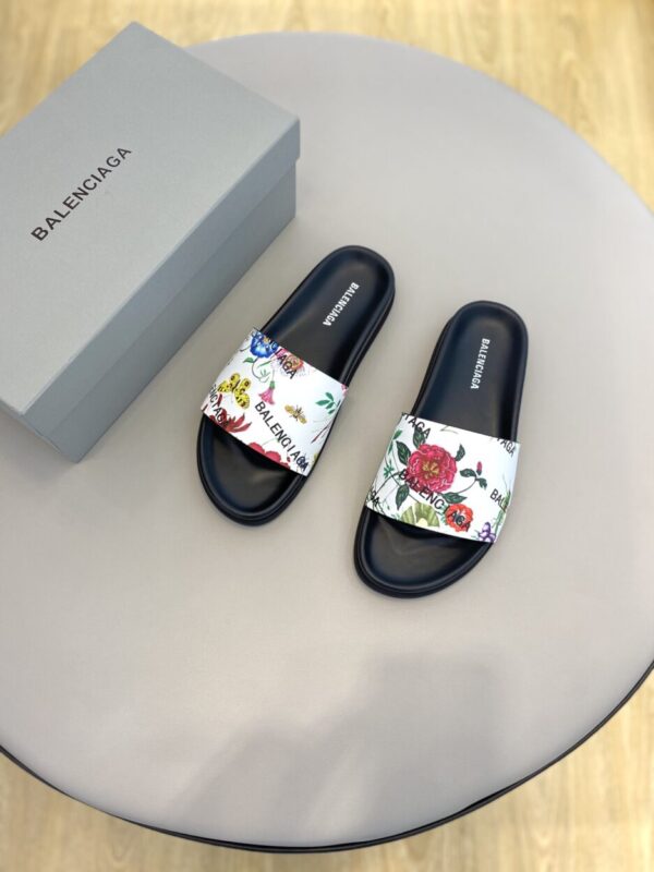 Balenciaga Pool Slide Sandal White For Women
